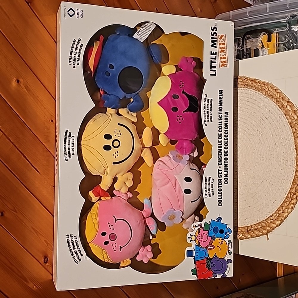Little Miss Memes Collector Set